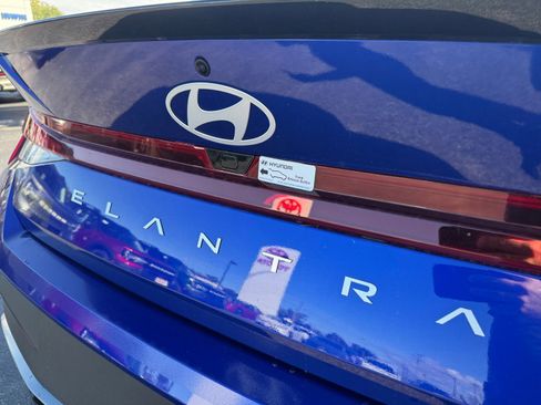 New 2025 Hyundai Elantra Sport image 17