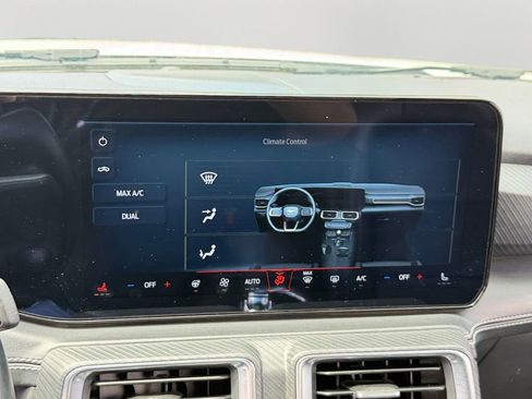 Used 2024 Ford Mustang Premium RWD image 21