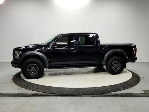 Used 2019 Ford F150 Raptor w/ Equipment Group 802A Luxury image 4