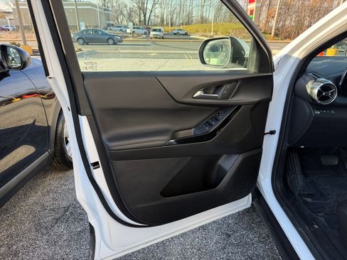 Used 2025 Chevrolet Equinox LT image 20