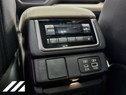 New 2026 Subaru Ascent Limited AWD/4WD image 27