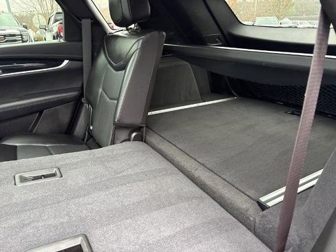 Used 2025 Cadillac XT5 Premium Luxury image 9