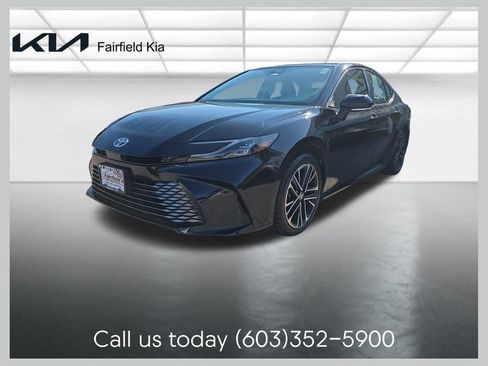 Used 2025 Toyota Camry XLE w/ Premium Package AWD/4WD image 1
