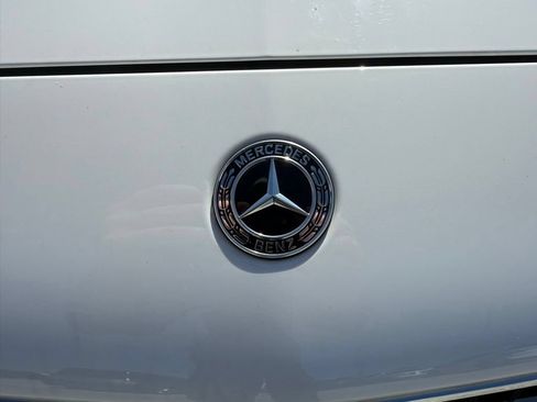 Used 2025 Mercedes-Benz C 300 4MATIC Sedan image 19