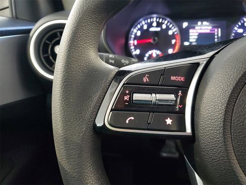 Certified 2024 Kia Forte LXS w/ LXS Technology Package image 20