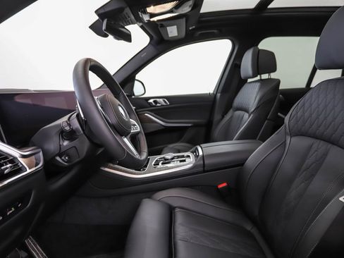 Used 2026 BMW X5 xDrive50e w/ M Sport Package image 11