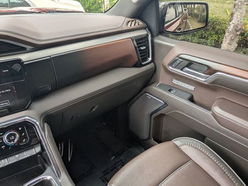 Used 2024 GMC Sierra 1500 Denali w/ Denali Reserve Package RWD image 4