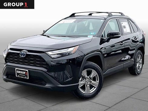 Certified 2024 Toyota RAV4 XLE w/ Convenience Package image 1