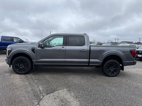 Used 2025 Ford F150 Platinum w/ FX4 Off-Road Package AWD/4WD image 2