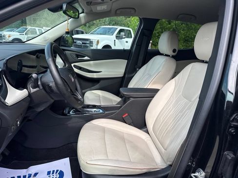 Used 2024 Buick Encore GX Avenir AWD/4WD image 13