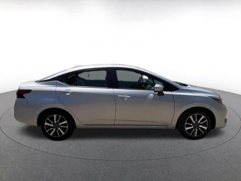 Used 2025 Nissan Versa SV FWD image 16