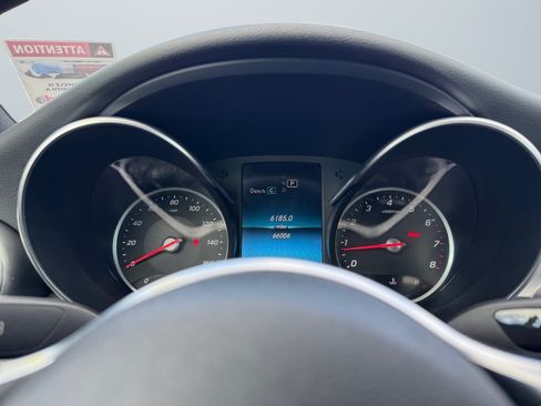 Used 2019 Mercedes-Benz C 300 Sedan w/ Premium Package image 12