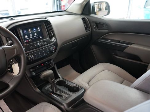 Used 2020 Chevrolet Colorado W/T RWD image 10