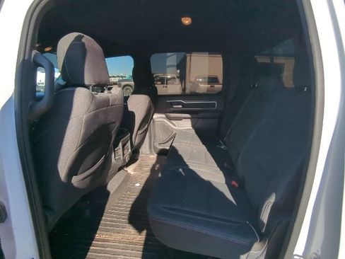 Used 2021 RAM 1500 Big Horn AWD/4WD image 16