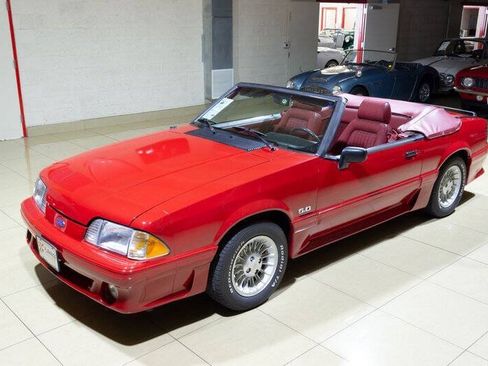 Used 1989 Ford Mustang GT RWD image 1