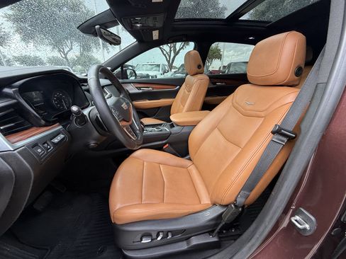 Used 2023 Cadillac XT5 Premium Luxury w/ Technology Package FWD image 29