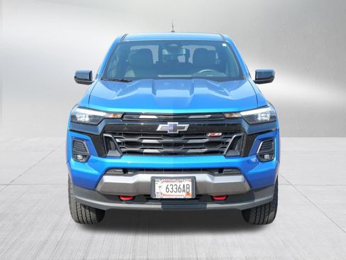 Used 2023 Chevrolet Colorado Z71 w/ Z71 Convenience Package 2 AWD/4WD image 2