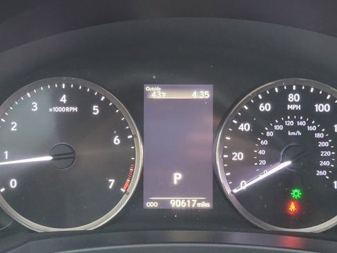 Used 2018 Lexus IS 300 AWD image 29