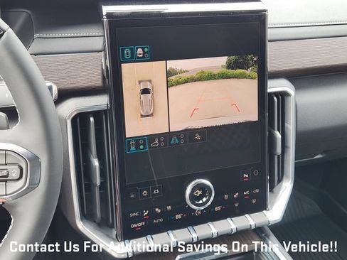 New 2026 GMC Acadia Denali w/ Super Cruise Package FWD image 13