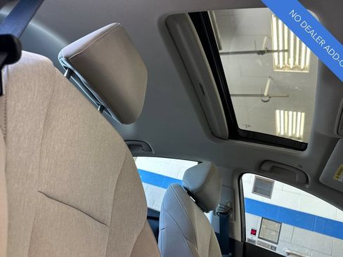 Certified 2023 Honda Accord EX image 17