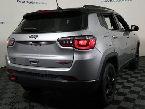 Used 2023 Jeep Compass Trailhawk AWD/4WD image 6