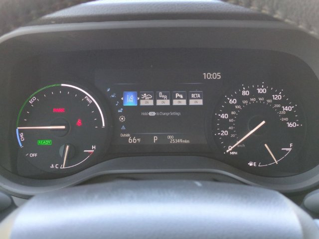 Used 2026 Toyota Sienna XLE FWD image 18