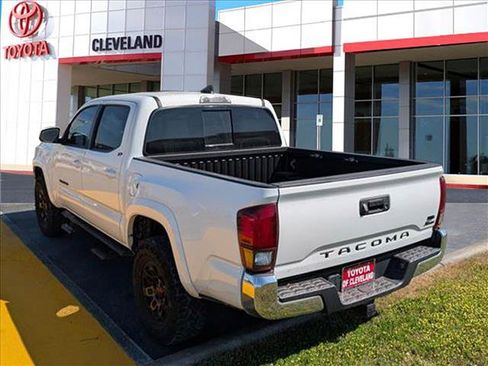 Used 2023 Toyota Tacoma SR5 RWD image 5