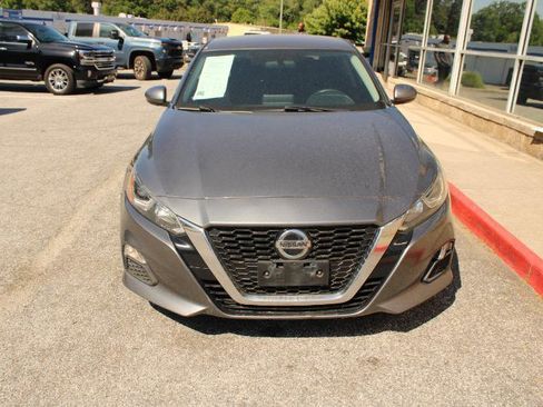 Used 2019 Nissan Altima 2.5 S FWD image 2