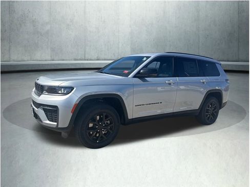 New 2026 Jeep Grand Cherokee L 4WD image 1