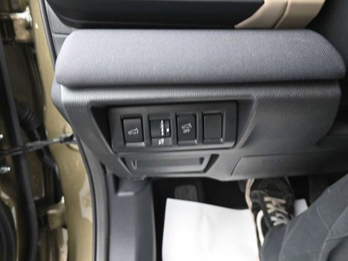 Used 2023 Subaru Outback Premium image 10