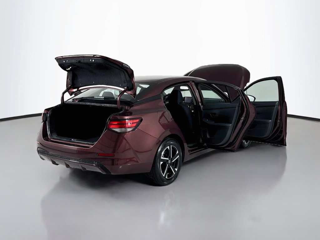 Used 2025 Nissan Sentra SV FWD image 19