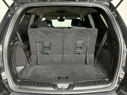 Used 2019 Dodge Durango SXT image 29