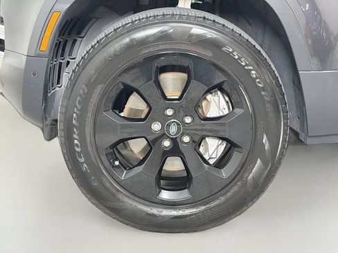 Certified 2024 Land Rover Defender 110 S AWD/4WD image 33