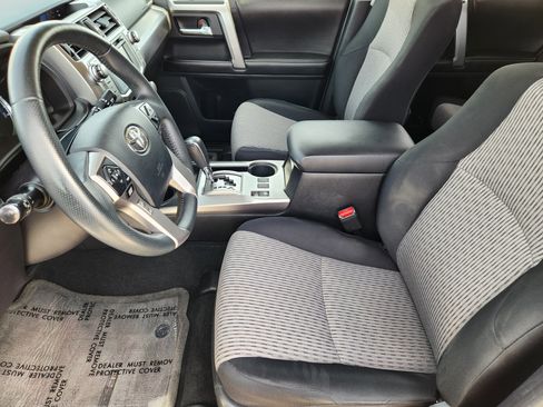 Used 2015 Toyota 4Runner SR5 image 13