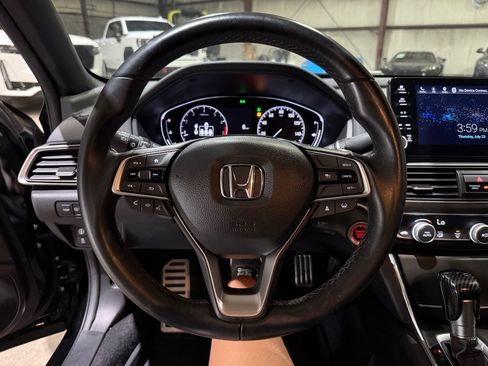 Used 2022 Honda Accord Sport image 31