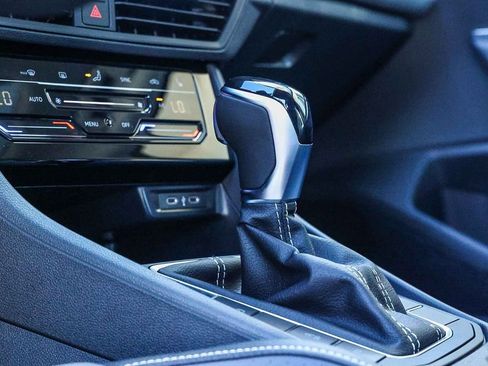 New 2026 Volkswagen Jetta SE image 34