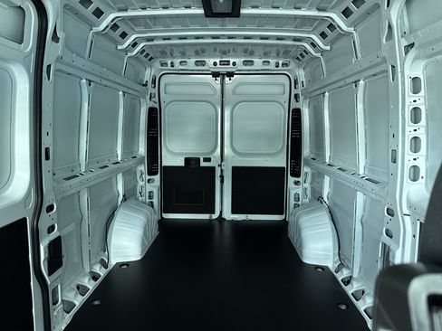 New 2026 RAM ProMaster 2500 w/ Advanced Safety Group FWD image 9