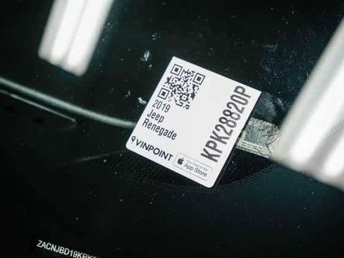 Used 2019 Jeep Renegade Limited image 26