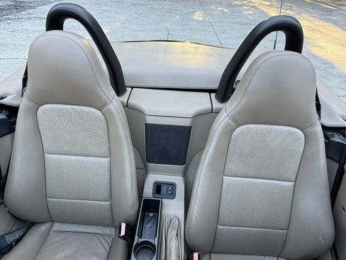 Used 2000 BMW Z3 2.5i RWD image 24