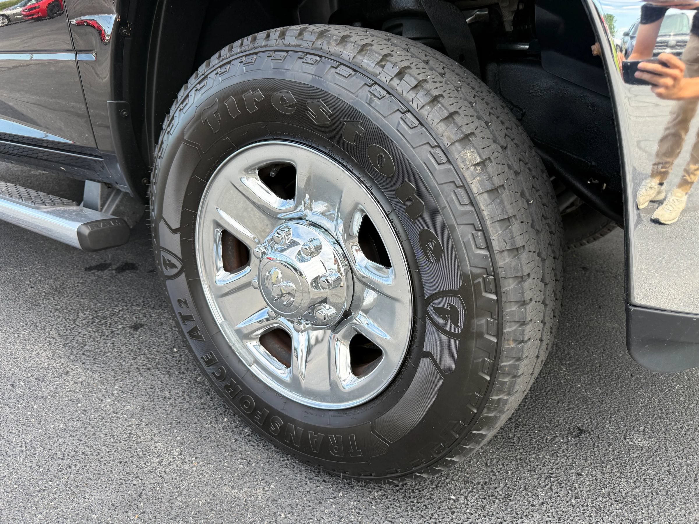 Used 2018 RAM 2500 SLT AWD/4WD image 14