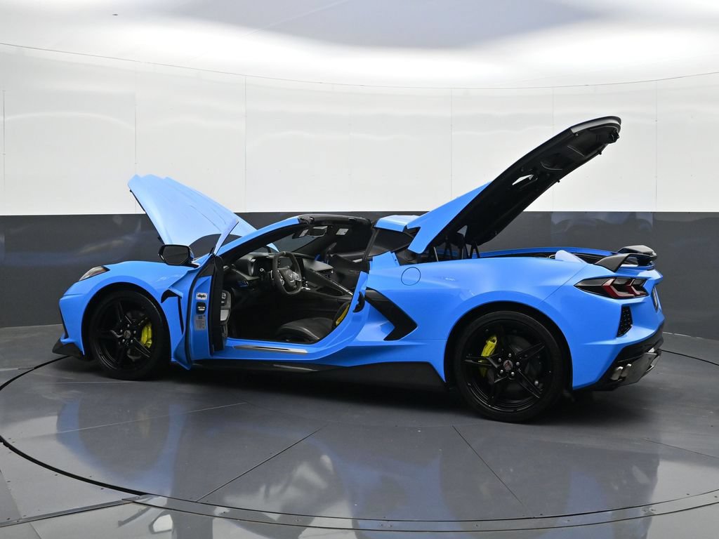 Used 2023 Chevrolet Corvette Stingray Premium Cpe w/ Stealth Interior Trim Package RWD image 43