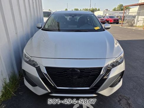 Used 2022 Nissan Sentra SV w/ All-Weather Package FWD image 3