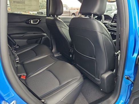 New 2026 Jeep Compass Latitude image 11