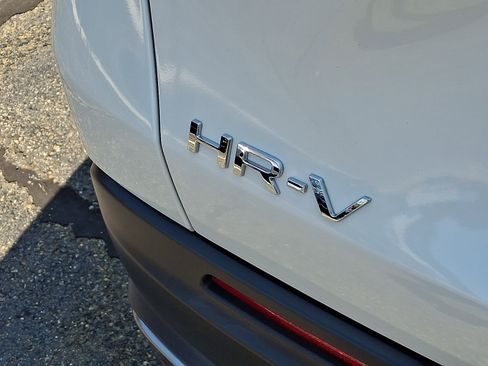 Used 2024 Honda HR-V Sport image 31