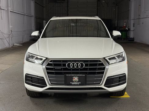 Used 2018 Audi Q5 2.0T Premium Plus w/ Premium Plus Package AWD/4WD image 2
