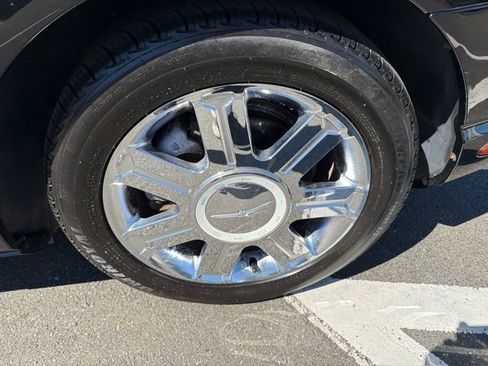Used 2005 Ford Thunderbird RWD image 24