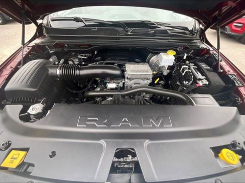 Used 2023 RAM 1500 Laramie image 12