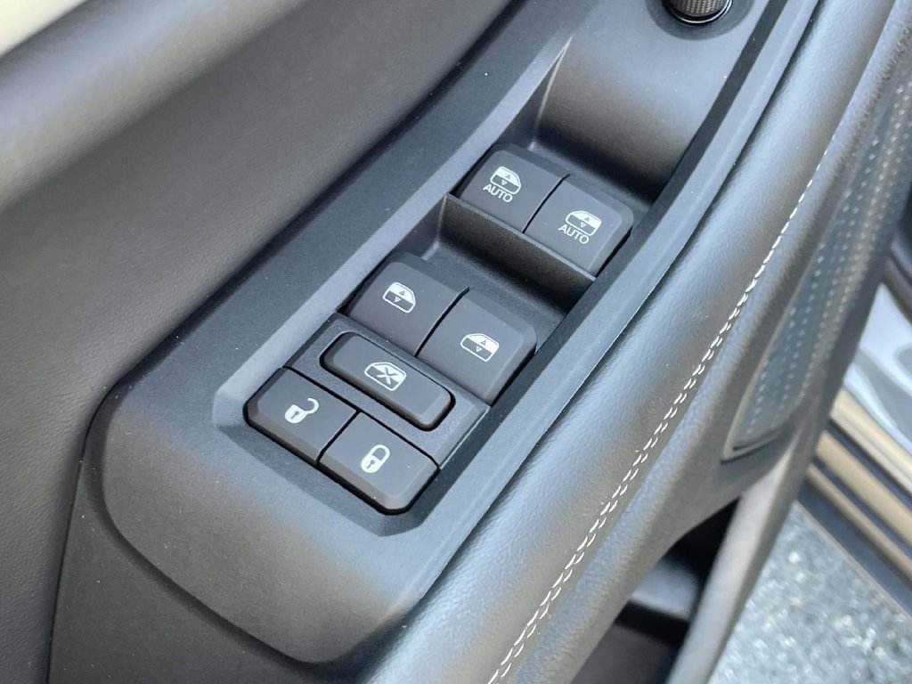 New 2027 Jeep Grand Cherokee Altitude AWD/4WD image 25