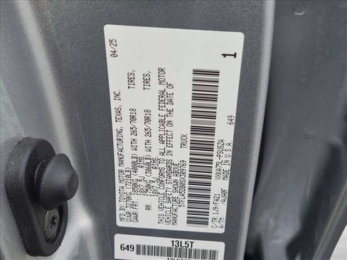 Certified 2025 Toyota Tundra SR5 w/ SR5 Convenience Package AWD/4WD image 24