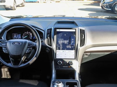 Used 2023 Ford Edge SE w/ Black Appearance Package image 12